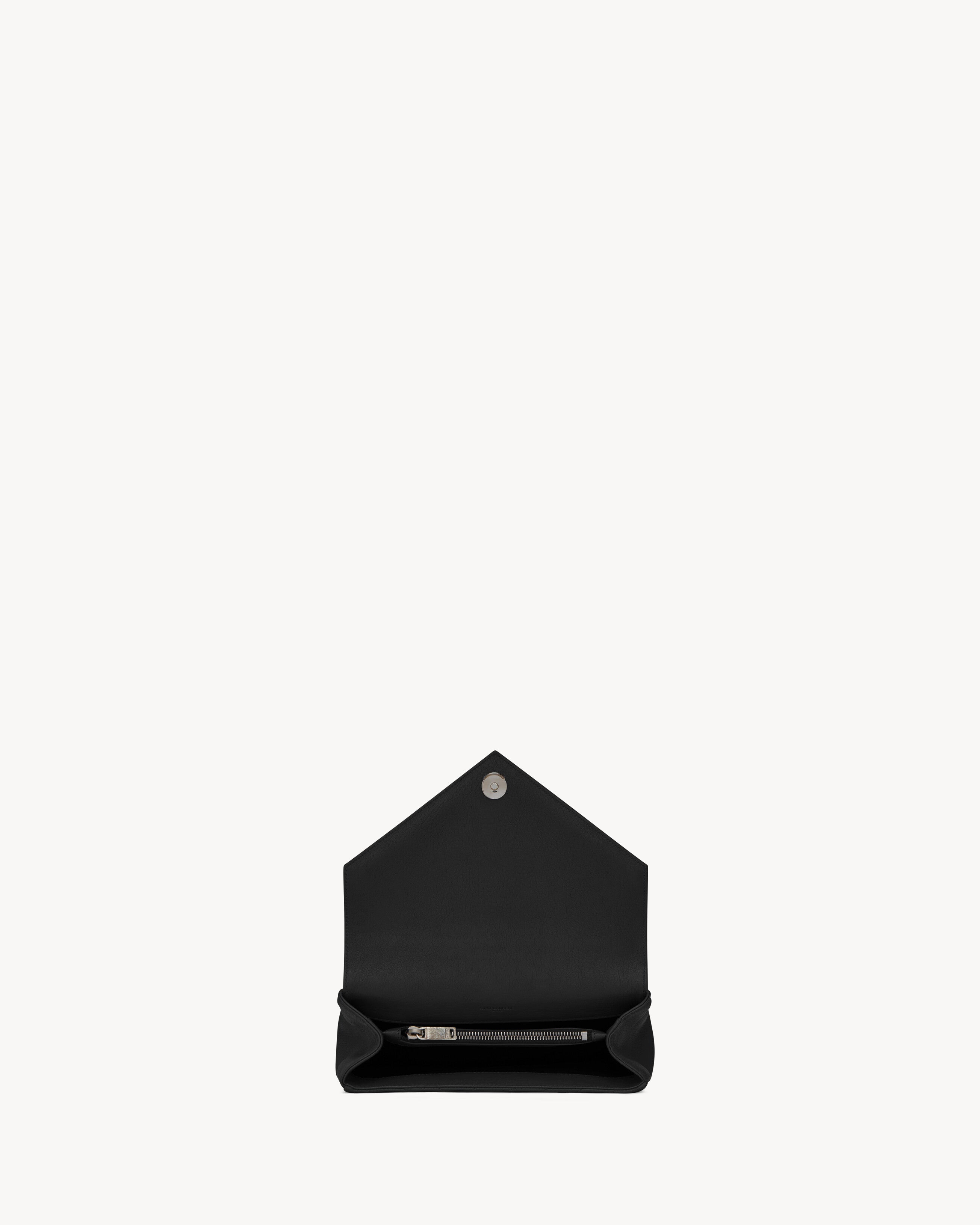 SAC YSL COLLÈGE MEDIUM EN SEMI CUIR MATELASSÉ
NOIR ET ARGENTÉ