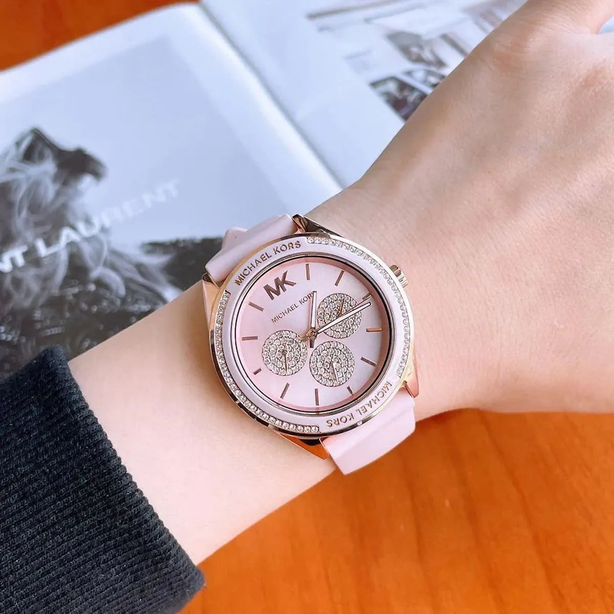 Montre MK pour femme MK6946