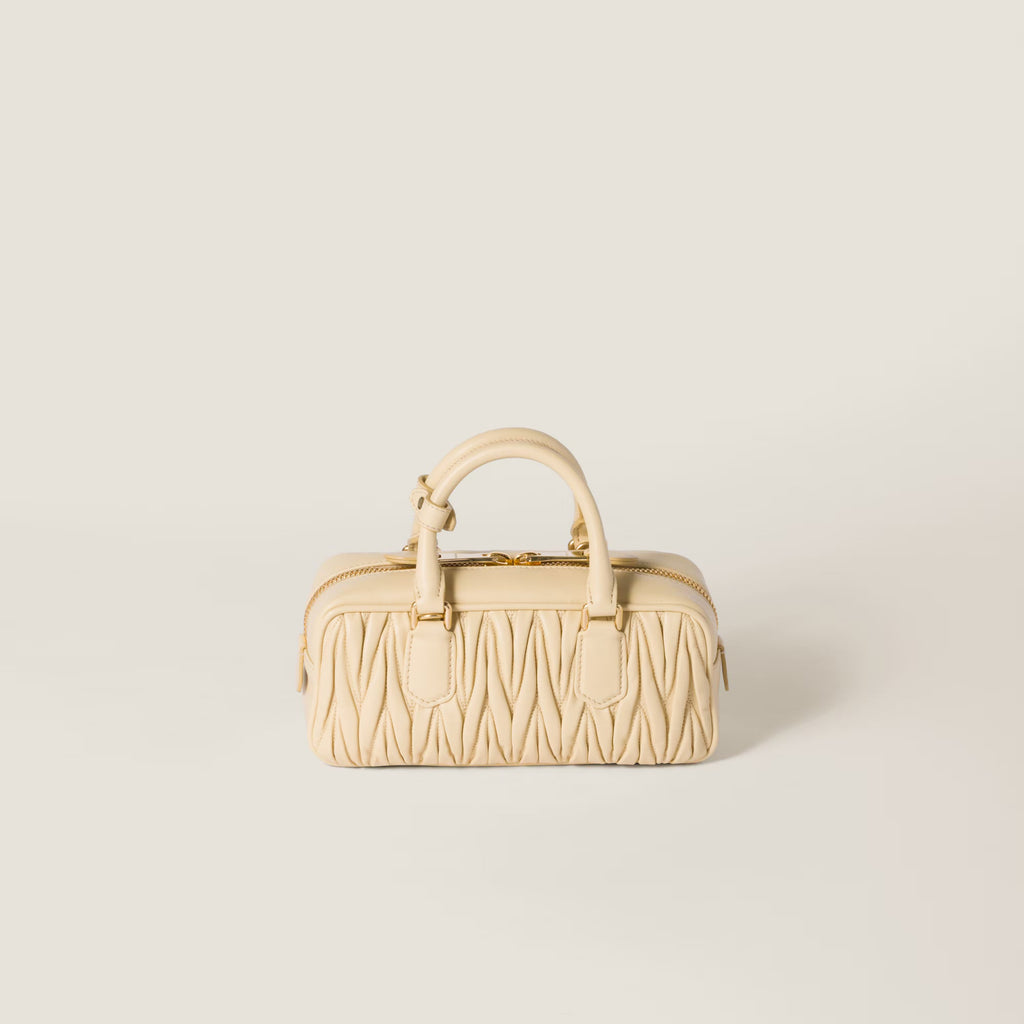 Sac Miu Miu Arcadie en cuir nappa matelassé